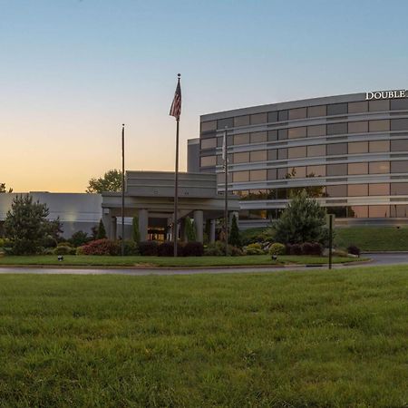 Doubletree By Hilton Winston Salem - University, Nc Hotel Екстериор снимка